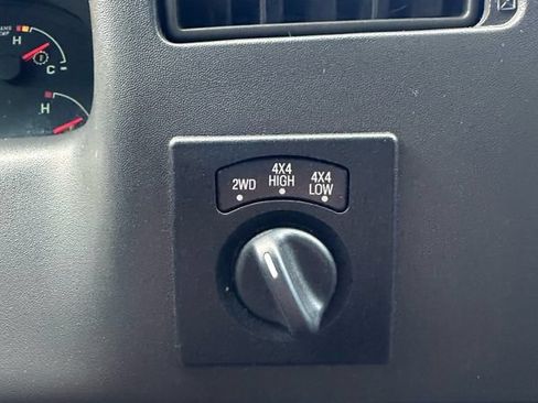 Used 2002 Ford F250 XLT AWD/4WD image 14