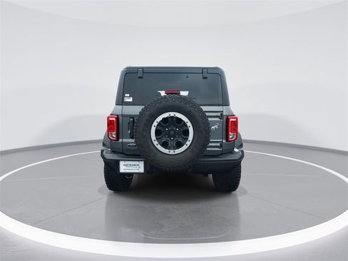 Used 2024 Ford Bronco Black Diamond w/ Sasquatch Package image 7