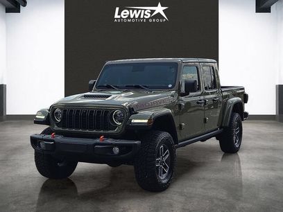 Used 2025 Jeep Gladiator Mojave