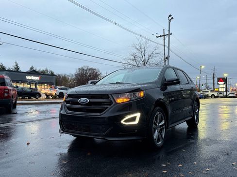 Used 2018 Ford Edge Sport w/ Equipment Group 401A image 2