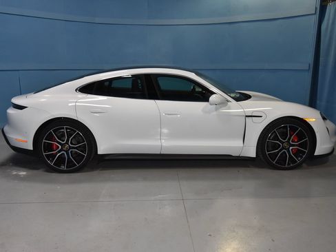 Used 2024 Porsche Taycan 4S AWD/4WD image 20