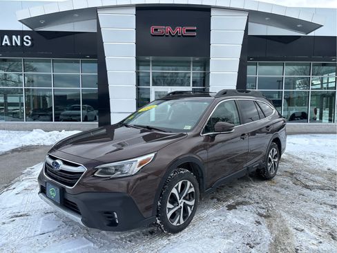 Used 2022 Subaru Outback Limited XT image 1