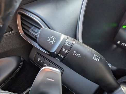 Certified 2022 Hyundai Santa Fe Limited image 33