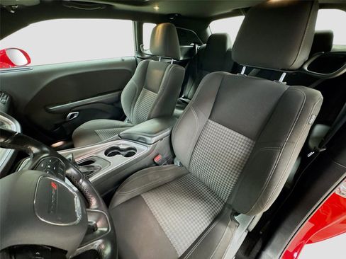 Used 2022 Dodge Challenger SXT w/ Blacktop Package image 19