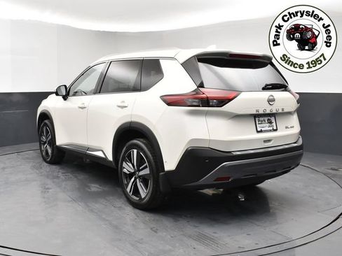 Used 2023 Nissan Rogue SL w/ SL Premium Package AWD/4WD image 4