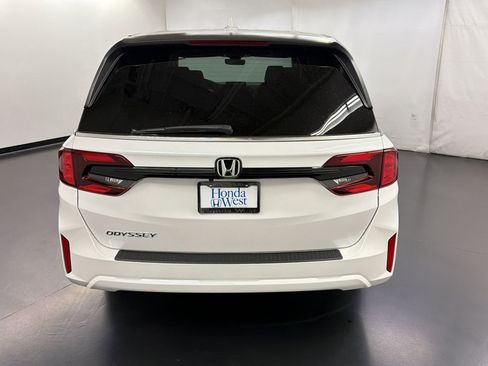 New 2026 Honda Odyssey EX-L image 10