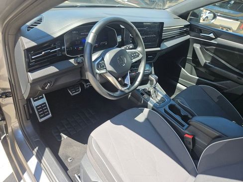 Used 2025 Volkswagen Jetta Sport FWD image 15