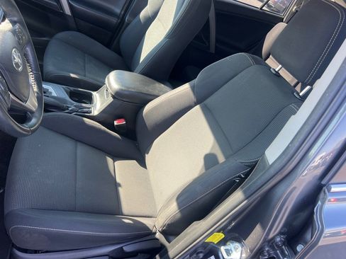 Used 2018 Toyota RAV4 Adventure image 12