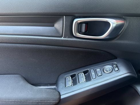 Used 2025 Honda Civic LX image 10
