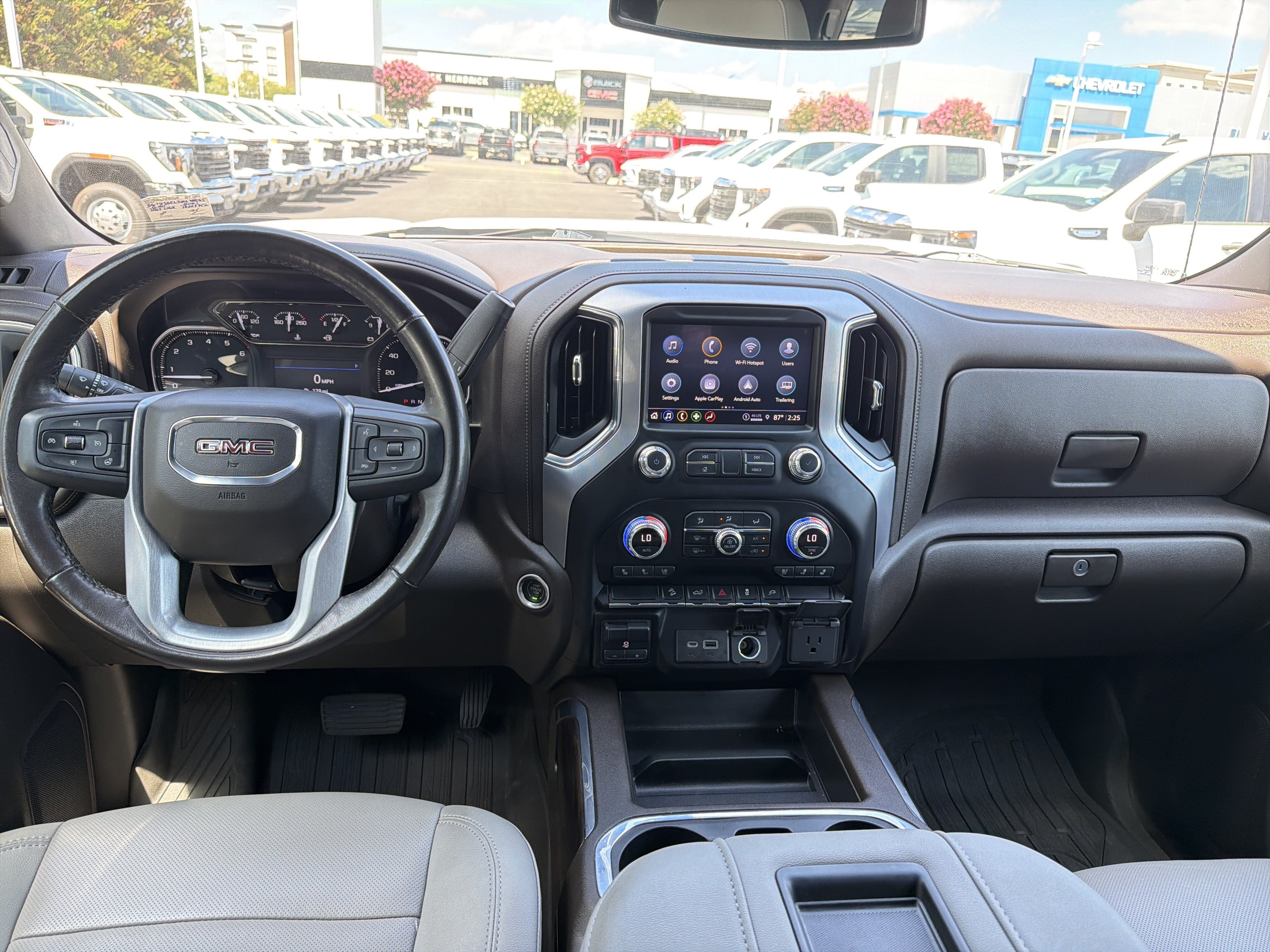 Used 2021 GMC Sierra 1500 SLT w/ SLT Premium Package AWD/4WD image 27