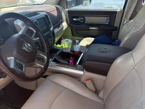 Used 2014 RAM 3500 Laramie AWD/4WD image 17