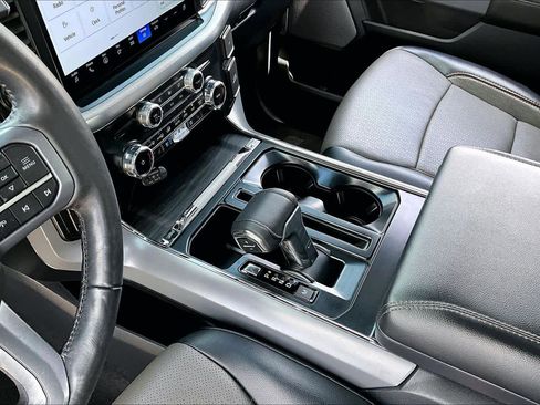Used 2024 Ford F150 Lariat w/ FX4 Off-Road Package image 17