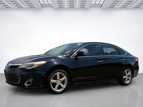 Used 2015 Toyota Avalon XLE Premium FWD image 2