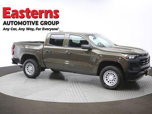 Used 2024 Chevrolet Colorado W/T RWD image 47