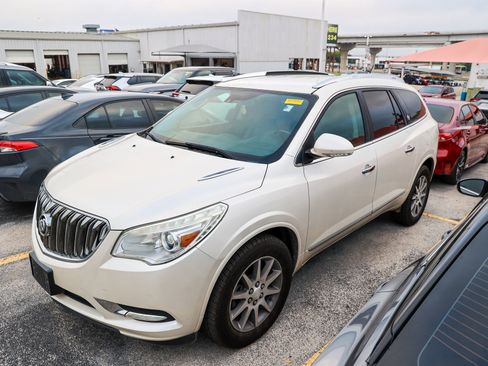 Used 2014 Buick Enclave Leather w/ Trailering Provision Package FWD image 3