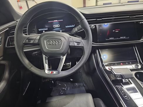 Used 2024 Audi SQ8 Prestige image 16