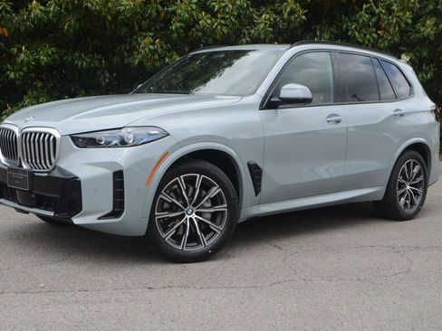 Used 2026 BMW X5 xDrive40i AWD/4WD image 10
