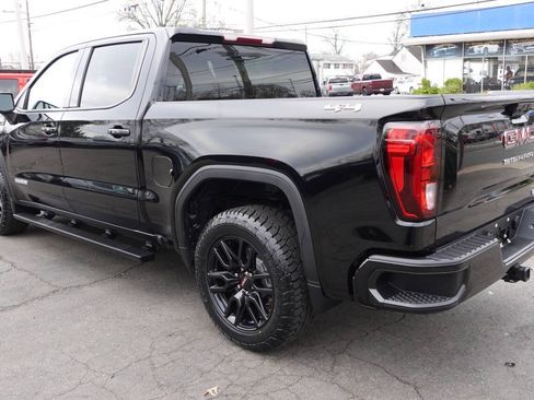 Used 2024 GMC Sierra 1500 Elevation AWD/4WD image 3