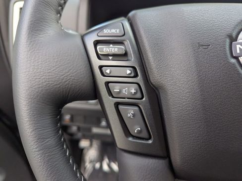 Used 2024 Nissan Frontier SV w/ SV Convenience Package image 26