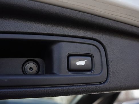 Used 2018 Honda Pilot Elite image 25