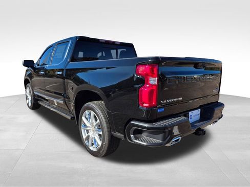 New 2026 Chevrolet Silverado 1500 High Country w/ High Country Premium Package image 6