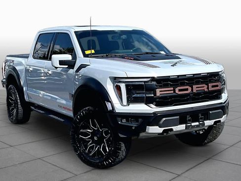 Used 2025 Ford F150 Raptor AWD/4WD image 3