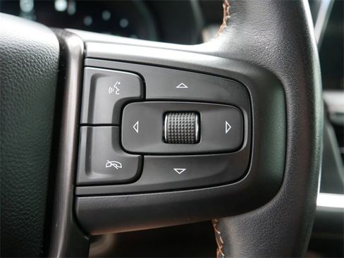 Used 2022 GMC Yukon AT4 image 20