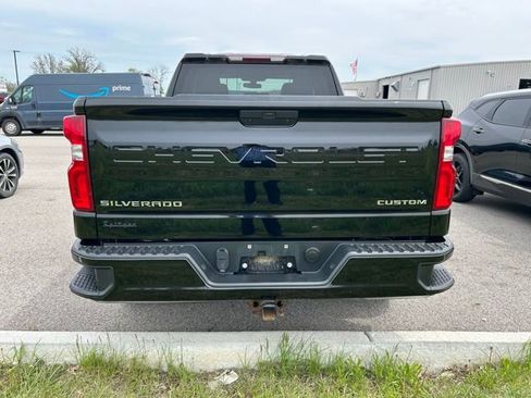 Used 2020 Chevrolet Silverado 1500 Custom w/ Custom Value Package AWD/4WD image 7
