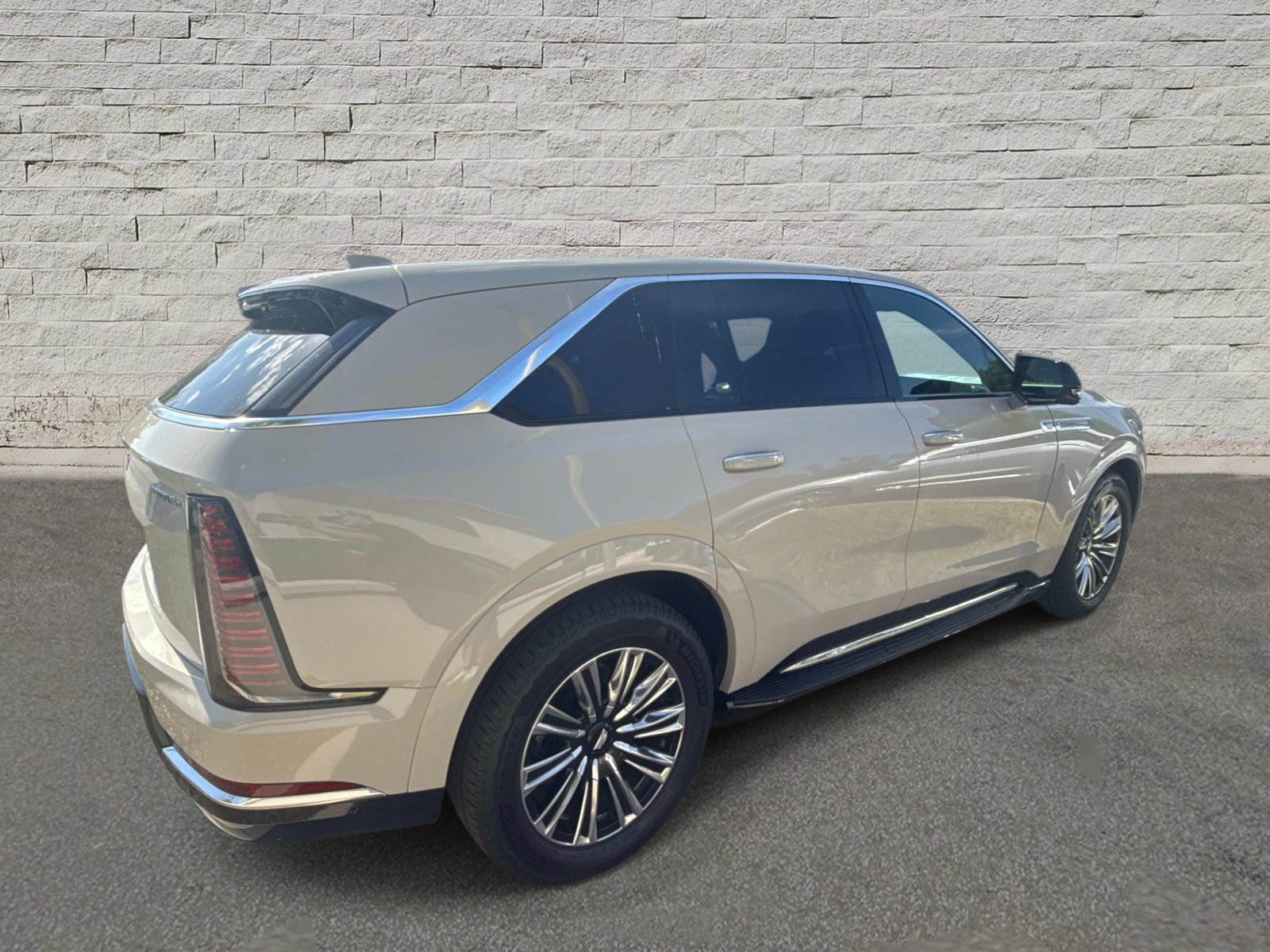 New 2026 Cadillac Escalade IQ Luxury 1 AWD/4WD image 5