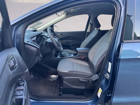 Used 2018 Ford Escape S image 11