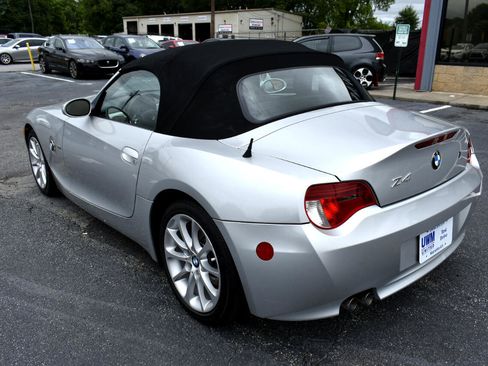 Used 2006 BMW Z4 3.0i image 12