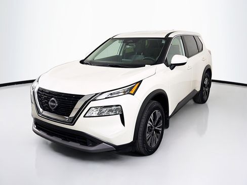 Used 2023 Nissan Rogue SV FWD image 3