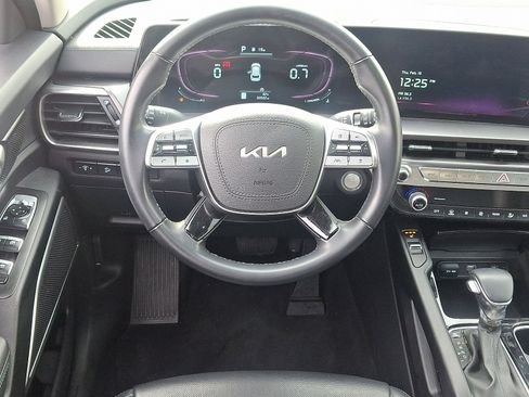 Certified 2023 Kia Telluride S w/ S Sunroof Package image 11