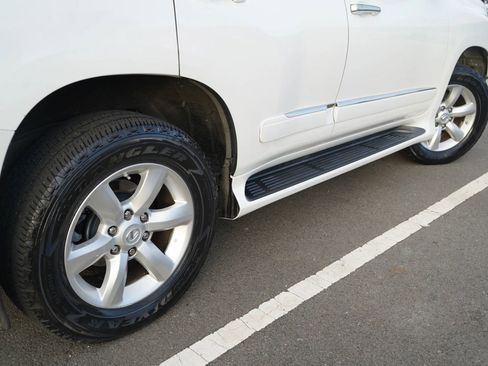 Used 2011 Lexus GX 460 Premium image 7