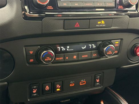 Used 2022 Nissan Frontier Pro-X image 24