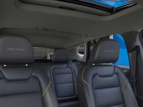 New 2026 Chevrolet Trax ACTIV w/ Sunroof Package image 24