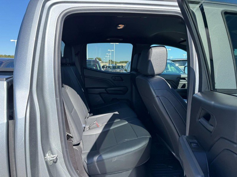 Used 2026 Chevrolet Colorado Trail Boss AWD/4WD image 10