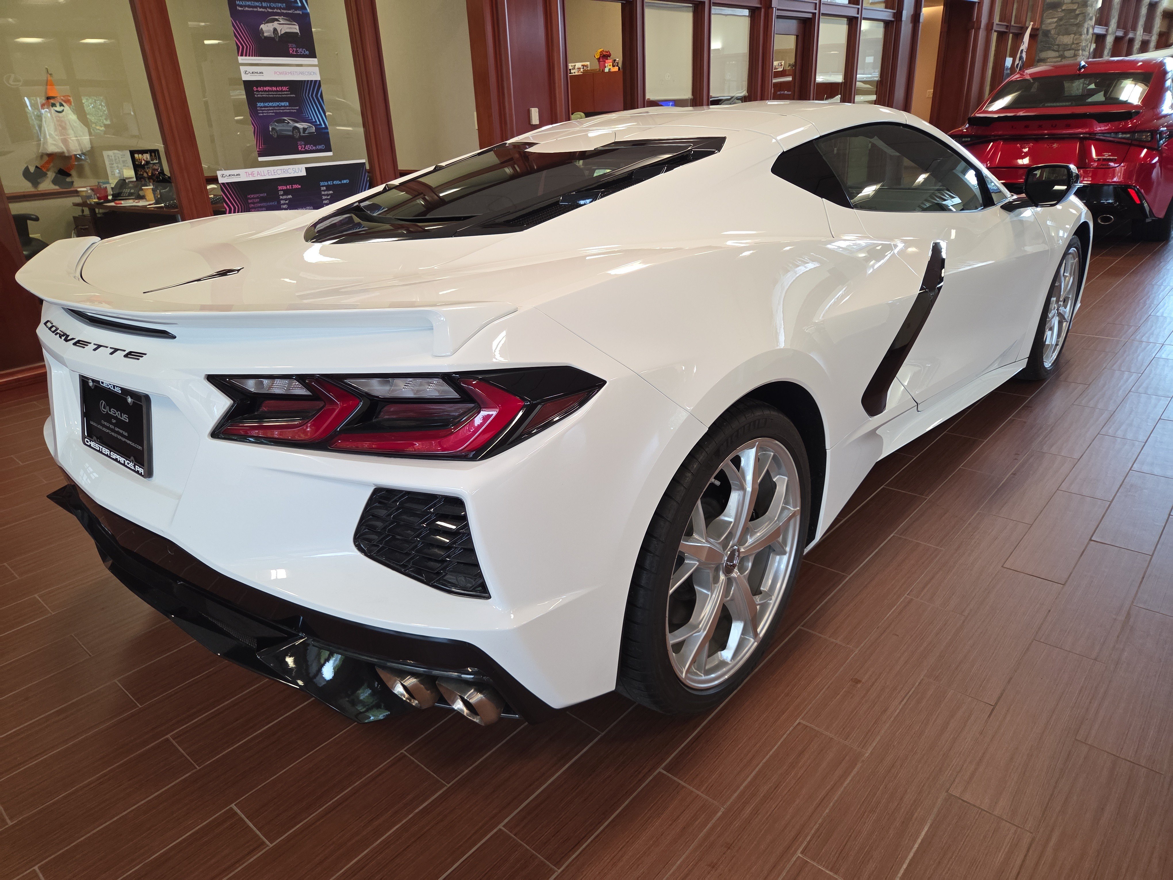 Used 2023 Chevrolet Corvette Stingray Coupe w/ 1LT RWD image 3