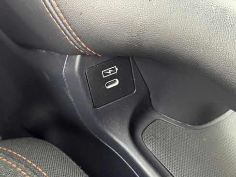 Used 2024 Honda HR-V Sport image 28