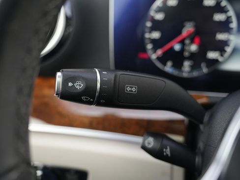 Used 2019 Mercedes-Benz E 300 4MATIC w/ Premium 1 Package image 53