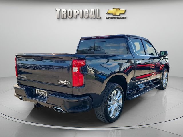 Used 2024 Chevrolet Silverado 1500 High Country w/ High Country Premium Package AWD/4WD image 3