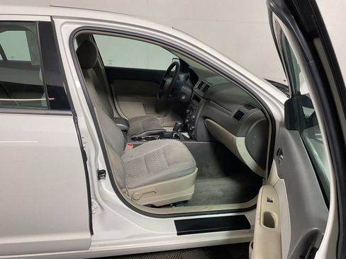 Used 2012 Ford Fusion SE FWD image 30