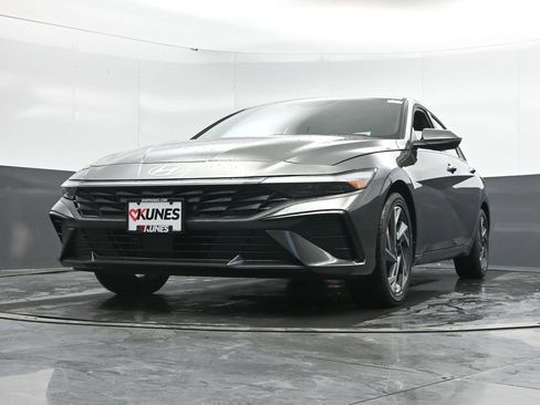 New 2026 Hyundai Elantra Limited w/ Cargo Package image 48