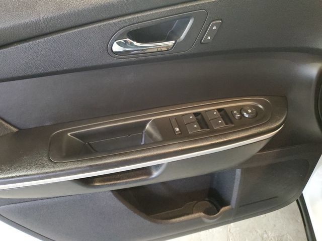 Used 2012 GMC Acadia SLE FWD image 12