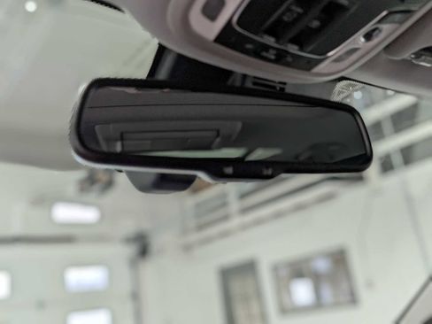 Used 2017 Honda Pilot Elite image 36