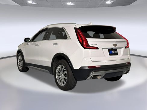 Used 2023 Cadillac XT4 Premium Luxury w/ Cold Weather Package FWD image 3