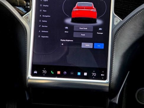 Used 2017 Tesla Model X 75D AWD/4WD image 20