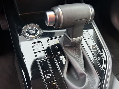 Used 2023 Kia Niro EX image 27