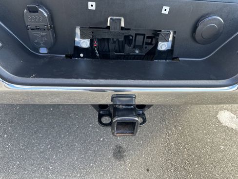 Used 2023 Chevrolet Silverado 1500 LT image 24