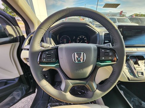 New 2026 Honda Odyssey EX-L image 10
